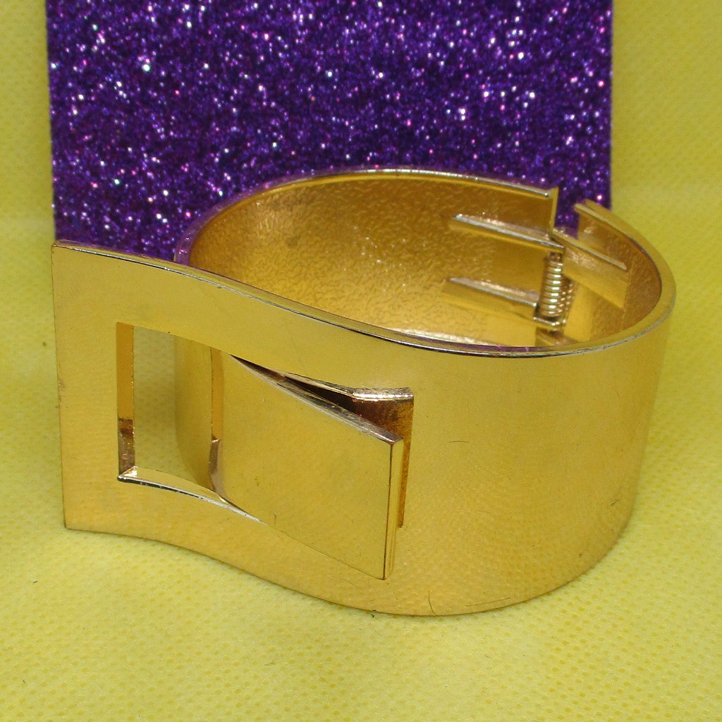 Number 2 Clamper Bracelet Gold Tone Slip Through Buckle Bracelet Bypass Bracelet 30$